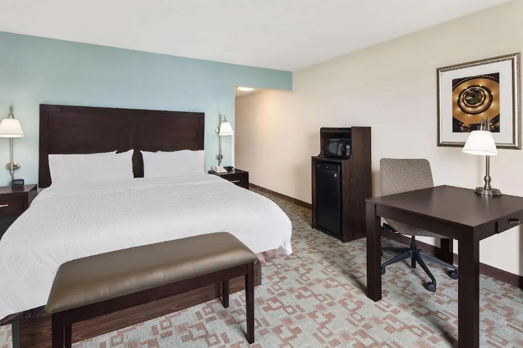 Hampton Inn & Suites Savannah-Airport Hotel