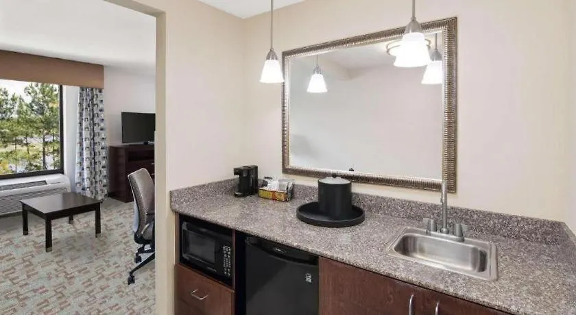 Hampton Inn & Suites Savannah-Airport Hotel